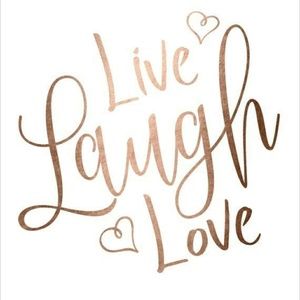 Meet your Posher, Leeann